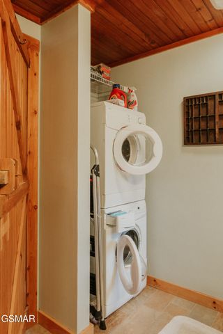 1522 Ridgecrest Drive, Sevierville, TN 37876