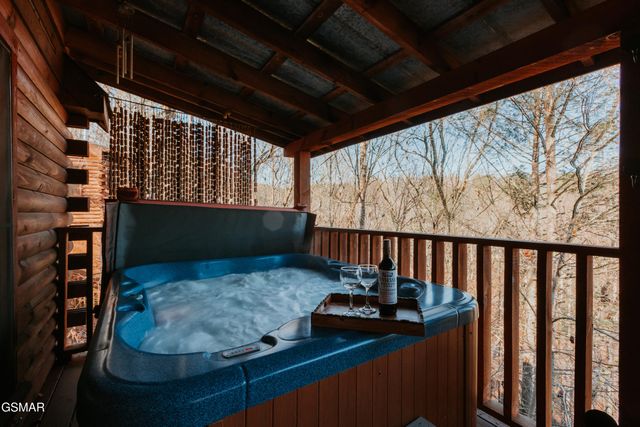 1522 Ridgecrest Drive, Sevierville, TN 37876