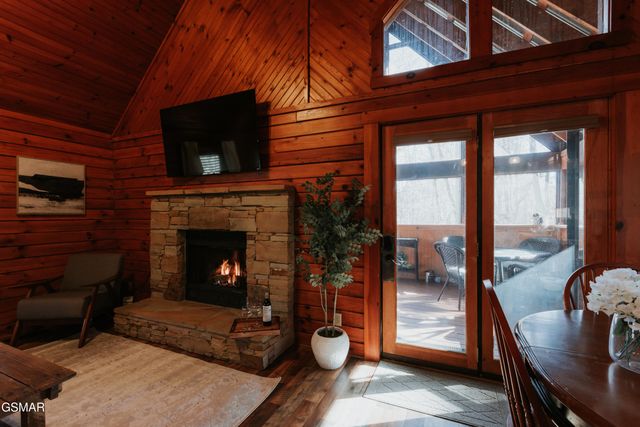 1522 Ridgecrest Drive, Sevierville, TN 37876