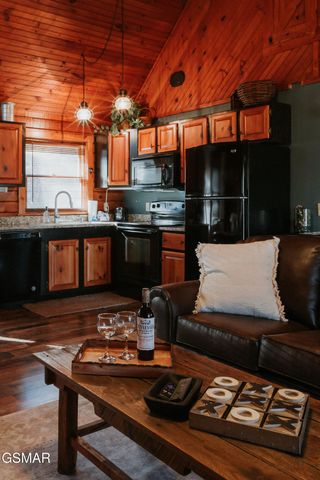 1522 Ridgecrest Drive, Sevierville, TN 37876