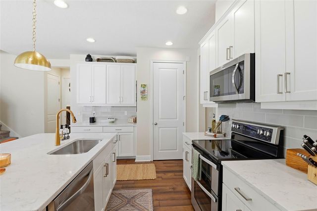 5225 ASHER COURT, Sarasota, FL 34232