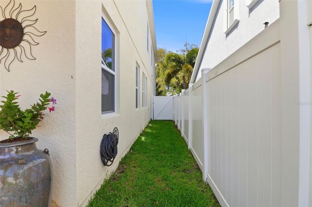 5225 ASHER COURT, Sarasota, FL 34232