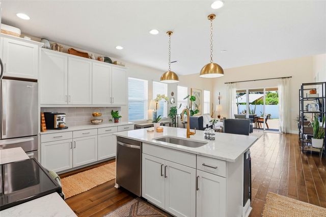 5225 ASHER COURT, Sarasota, FL 34232