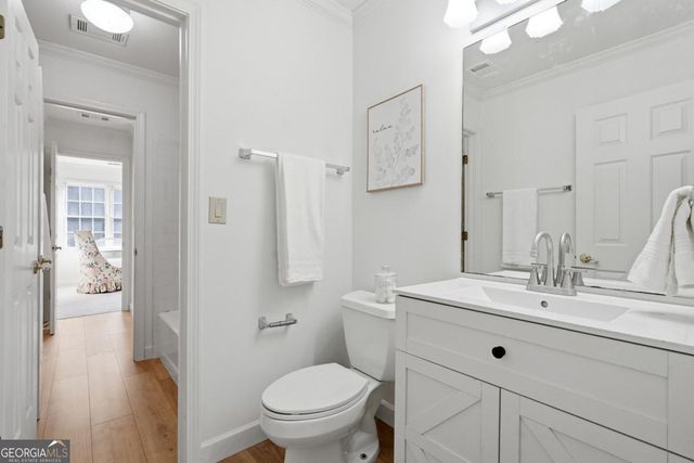 5338 Dunwoody Club Creek, Atlanta, GA 30360