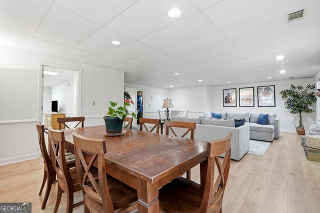 5338 Dunwoody Club Creek, Atlanta, GA 30360
