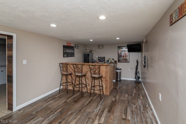 3724 E Wallings Road, Broadview Heights, OH 44147