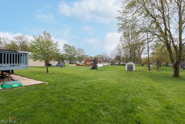 3724 E Wallings Road, Broadview Heights, OH 44147