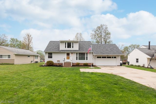 3724 E Wallings Road, Broadview Heights, OH 44147