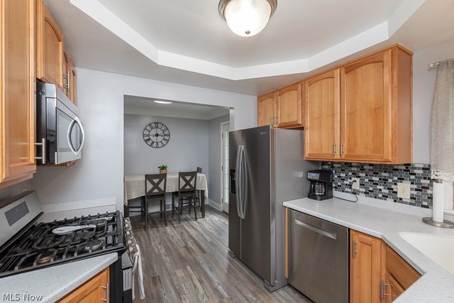 3724 E Wallings Road, Broadview Heights, OH 44147