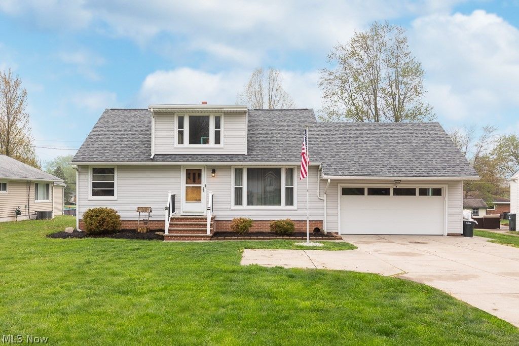 3724 E Wallings Road, Broadview Heights, OH 44147