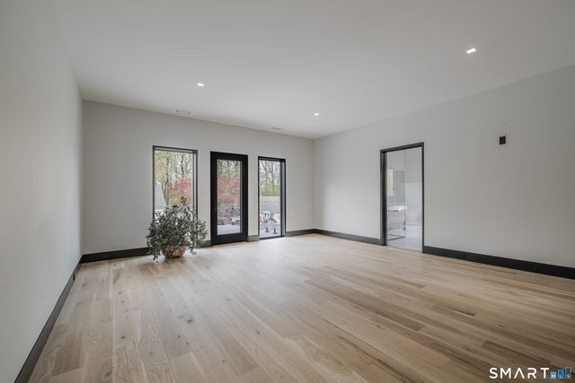 201 Ponus Avenue Extension, Norwalk, CT 06854