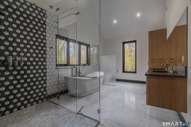 201 Ponus Avenue Extension, Norwalk, CT 06854