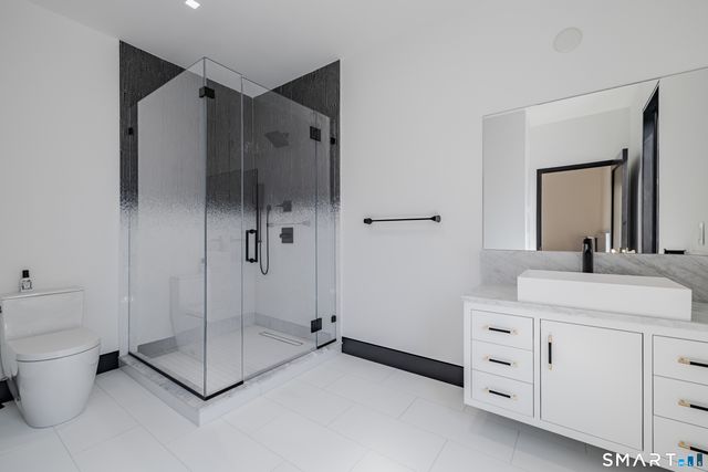 201 Ponus Avenue Extension, Norwalk, CT 06854