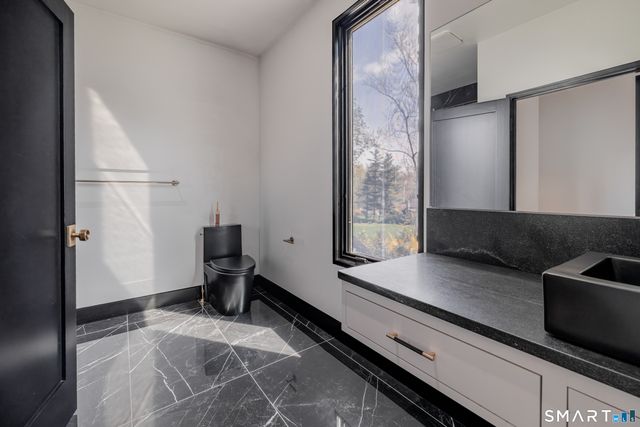 201 Ponus Avenue Extension, Norwalk, CT 06854