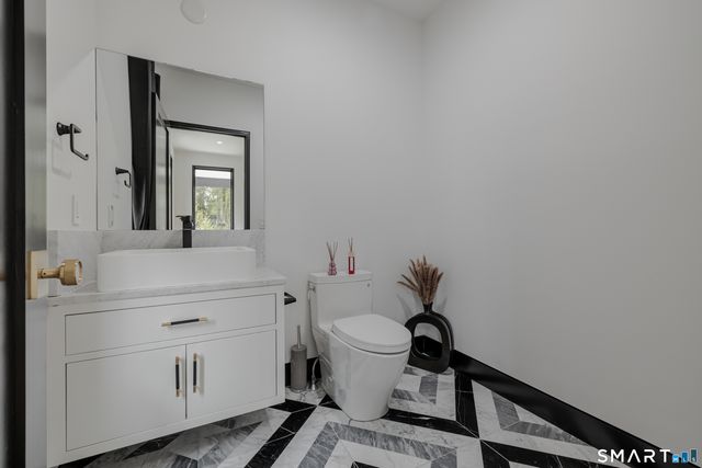 201 Ponus Avenue Extension, Norwalk, CT 06854