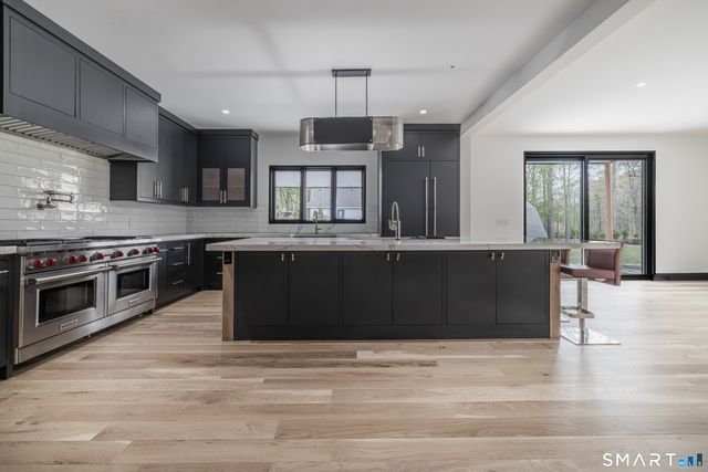 201 Ponus Avenue Extension, Norwalk, CT 06854