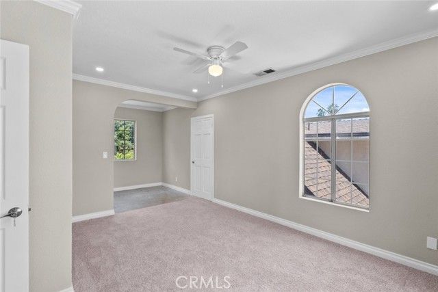 7135 Geyser Avenue, Reseda (los Angeles), CA 91335