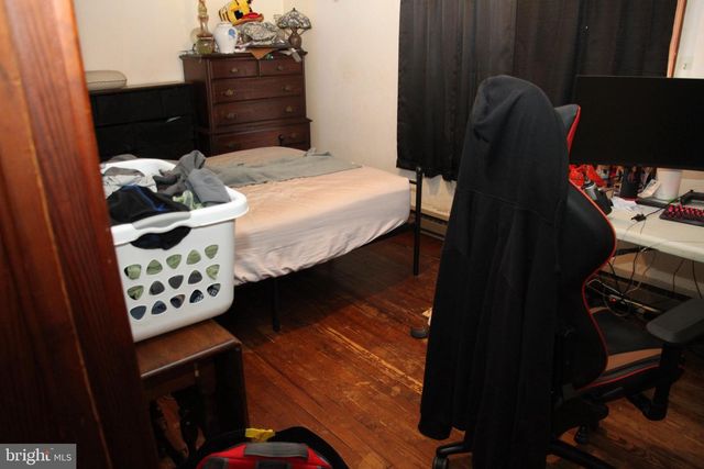 174 MCCOOLE AVE, Paw Paw, WV 25434