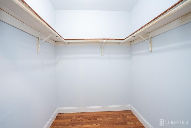 18 Parker Road, Plainsboro, NJ 08536