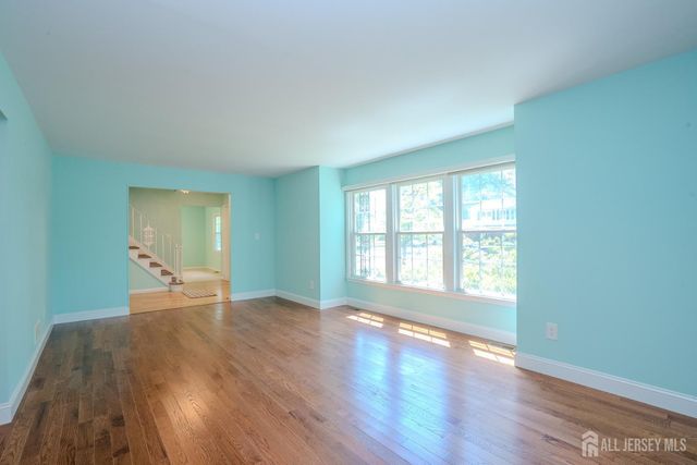 18 Parker Road, Plainsboro, NJ 08536