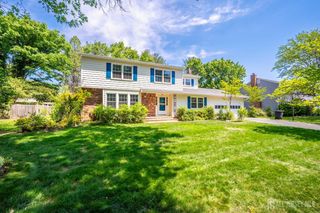 18 Parker Road, Plainsboro, NJ 08536