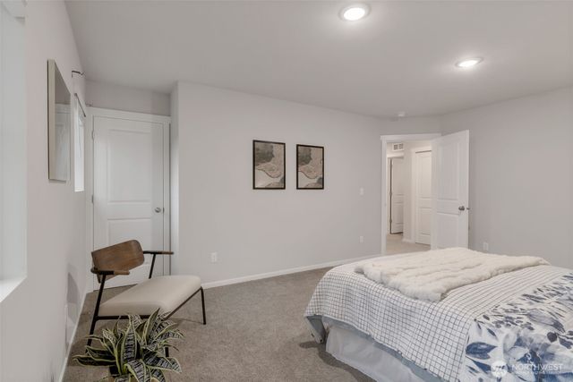8203 17th Street SE, Lake Stevens, WA 98258