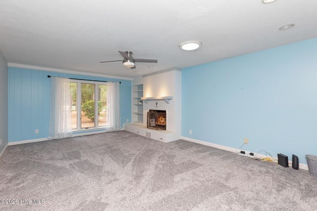 111 Somerset Lane, West End, NC 27376