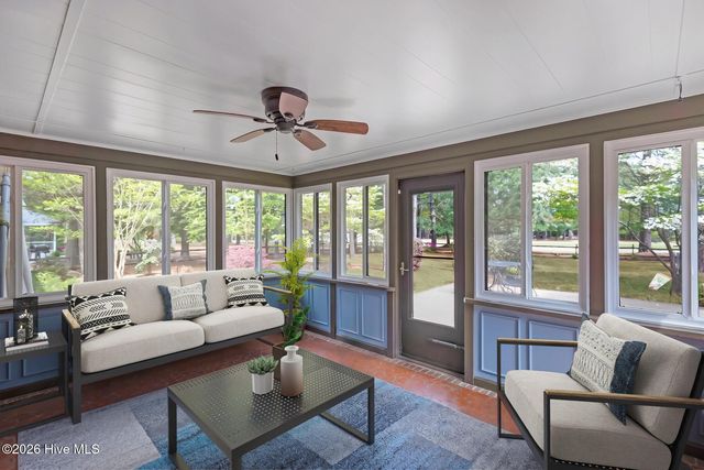 111 Somerset Lane, West End, NC 27376