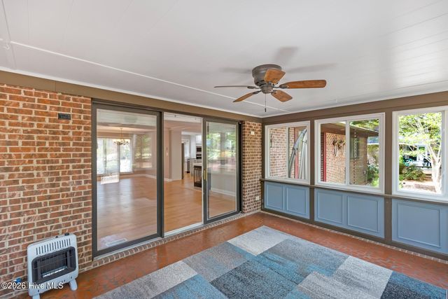 111 Somerset Lane, West End, NC 27376