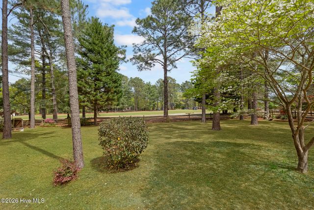 111 Somerset Lane, West End, NC 27376