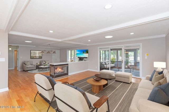 111 Somerset Lane, West End, NC 27376