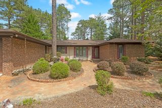 111 Somerset Lane, West End, NC 27376