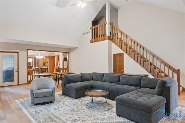 4816 Sunwood Drive, Toledo, OH 43623