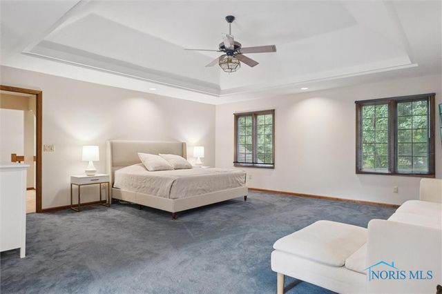 4816 Sunwood Drive, Toledo, OH 43623