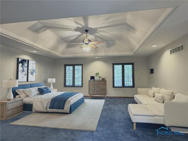 4816 Sunwood Drive, Toledo, OH 43623