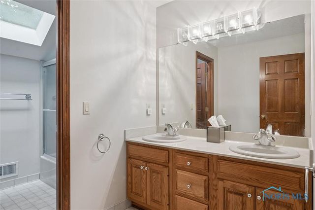 4816 Sunwood Drive, Toledo, OH 43623