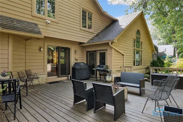 4816 Sunwood Drive, Toledo, OH 43623