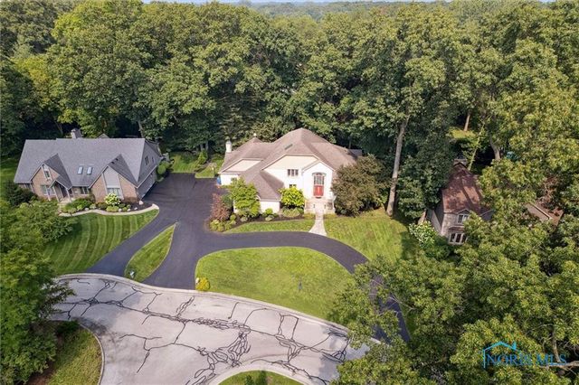 4816 Sunwood Drive, Toledo, OH 43623