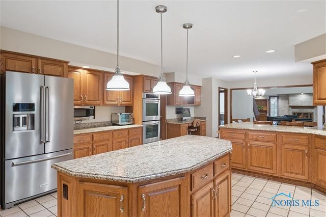 4816 Sunwood Drive, Toledo, OH 43623