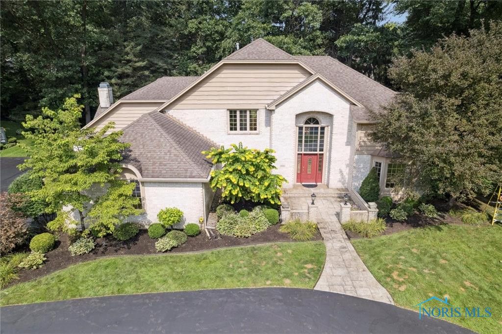 4816 Sunwood Drive, Toledo, OH 43623