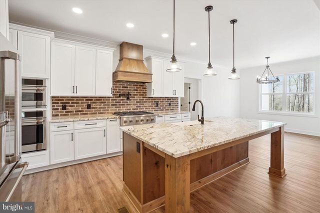 TOLER DR, Nokesville, VA 20181