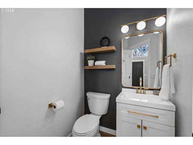 17369 WAKE ROBIN Cir, Oregon City, OR 97045