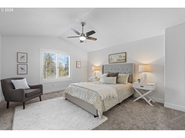 17369 WAKE ROBIN Cir, Oregon City, OR 97045