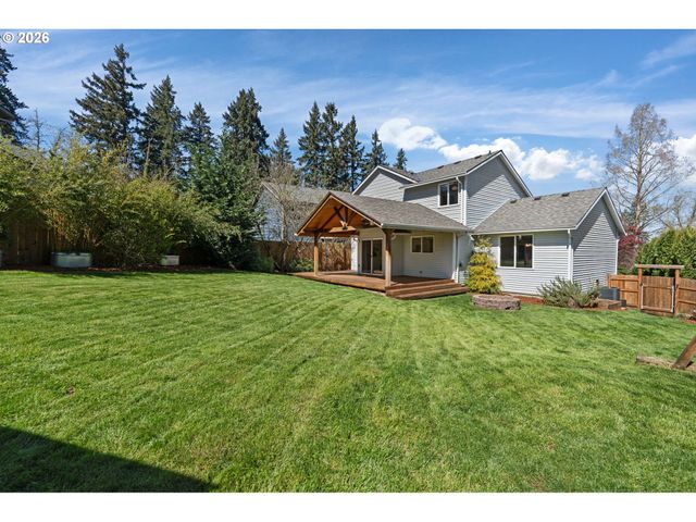 17369 WAKE ROBIN Cir, Oregon City, OR 97045
