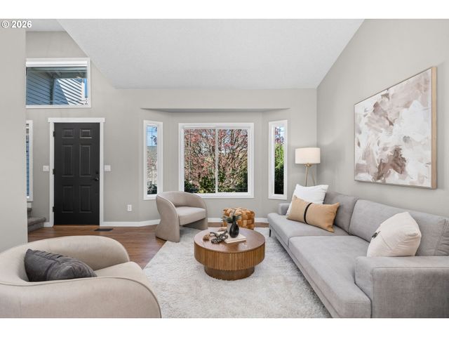 17369 WAKE ROBIN Cir, Oregon City, OR 97045