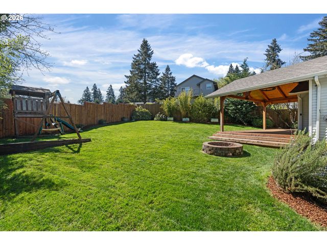 17369 WAKE ROBIN Cir, Oregon City, OR 97045