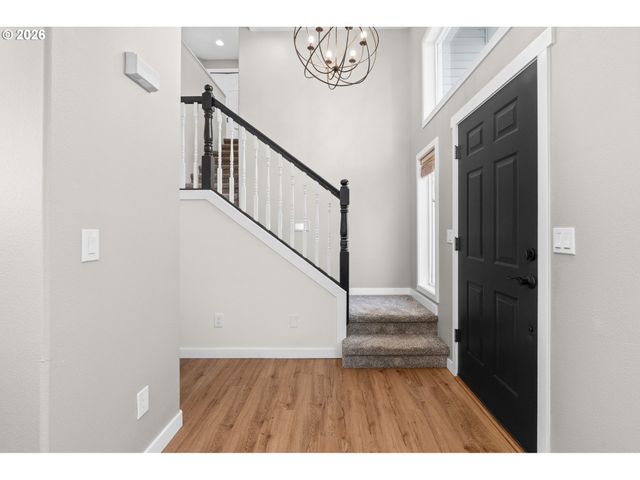 17369 WAKE ROBIN Cir, Oregon City, OR 97045