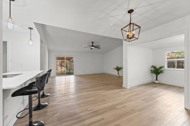 6934 Pickett Drive, Richmond, TX 77469