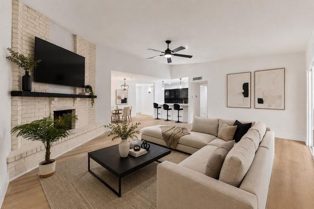 6934 Pickett Drive, Richmond, TX 77469