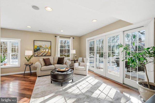 340 COLDSTREAM DR, Berwyn, PA 19312